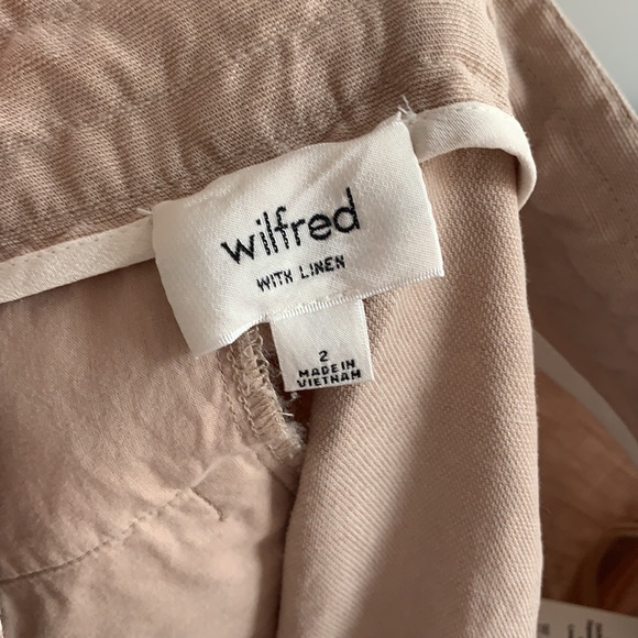 Aritzia Wilfred beige short - Picture 3 of 6